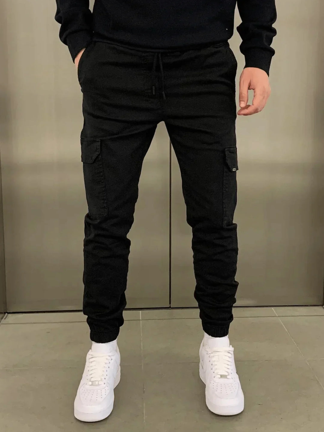 Comfortable Loose Fit  Cargo Pants for Women with Practical Pockets and Elastic Waistband