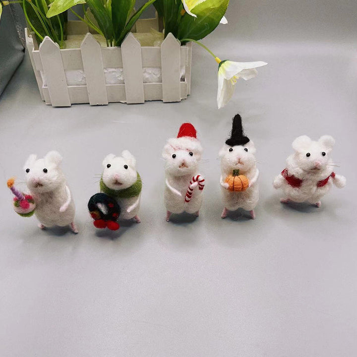 Handcrafted Felt Pumpkin Mouse Ornament - Unique Seasonal Decor for Halloween &amp; Christmas Celebrations