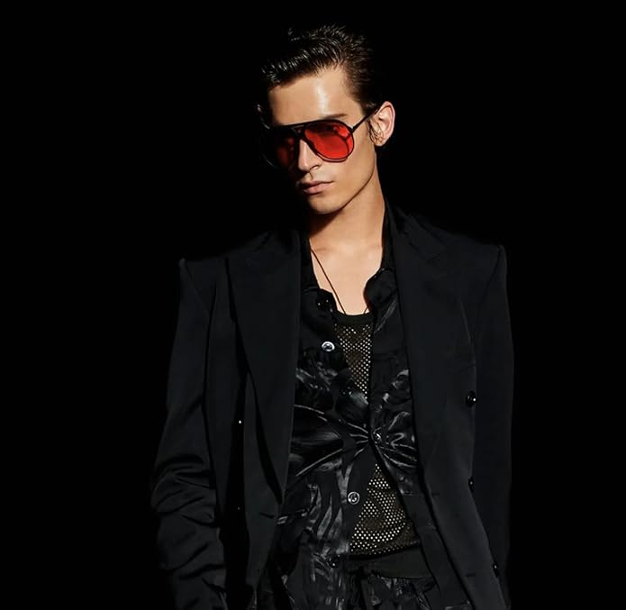 Lightweight unisex aviator sunglasses – oversized square lenses, lightweight frame, for summer 2025