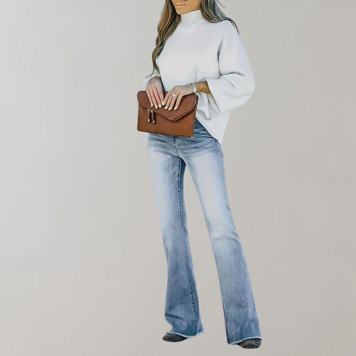 Comfortable &amp; Flattering women’s bootcut jeans – flared design, stretchy denim, for everyday wear