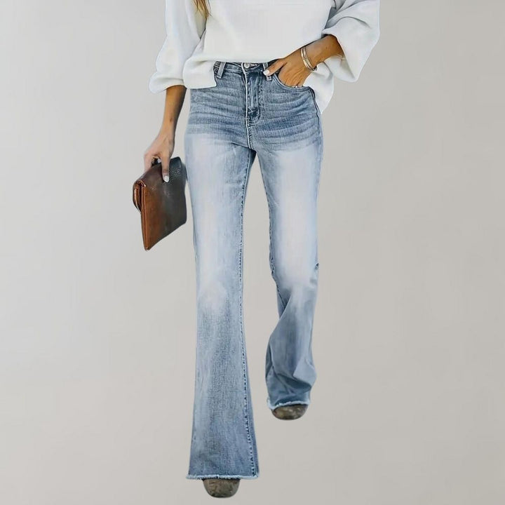 Comfortable &amp; Flattering women’s bootcut jeans – flared design, stretchy denim, for everyday wear