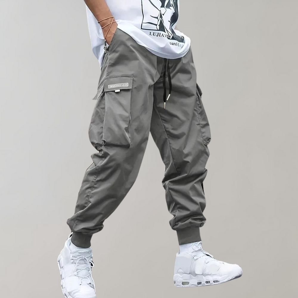 Relaxed Fit Black Cargo Pants for Men, Breathable and Flexible Casual Pants with Functional Pockets
