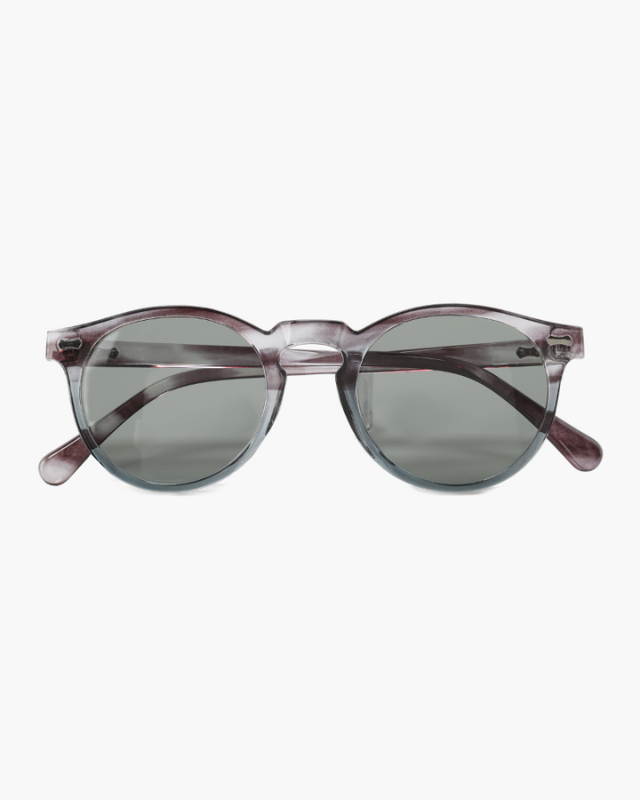 Lightweight men’s polarized sunglasses – modern design, UV400 protection, for casual and sports activities