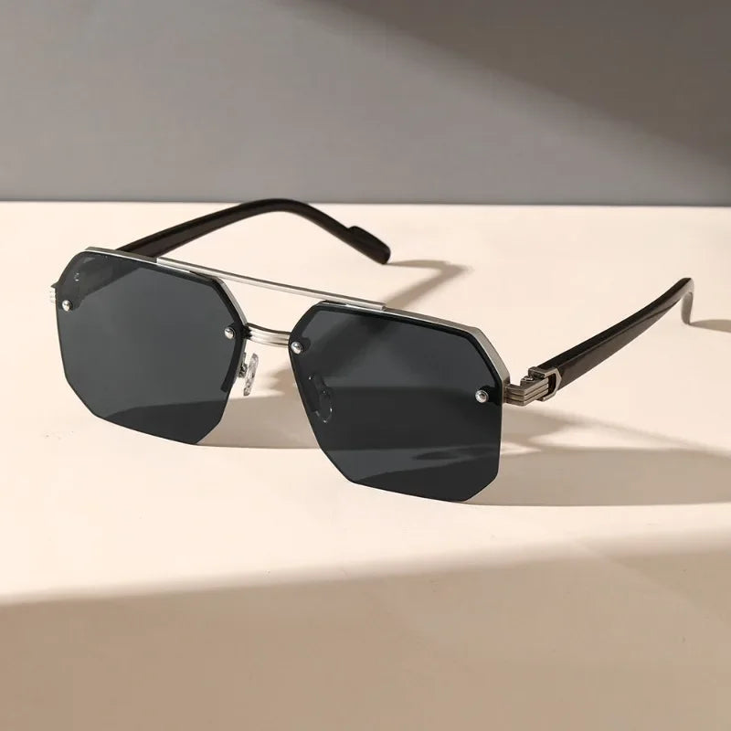 Lightweight men’s geometric sunglasses – minimalist design, plastic, for everyday use