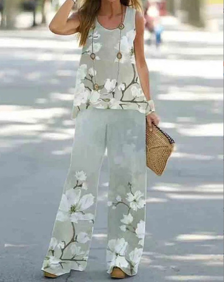 Lightweight women’s two-piece set – artistic floral design, polyester, for all occasions