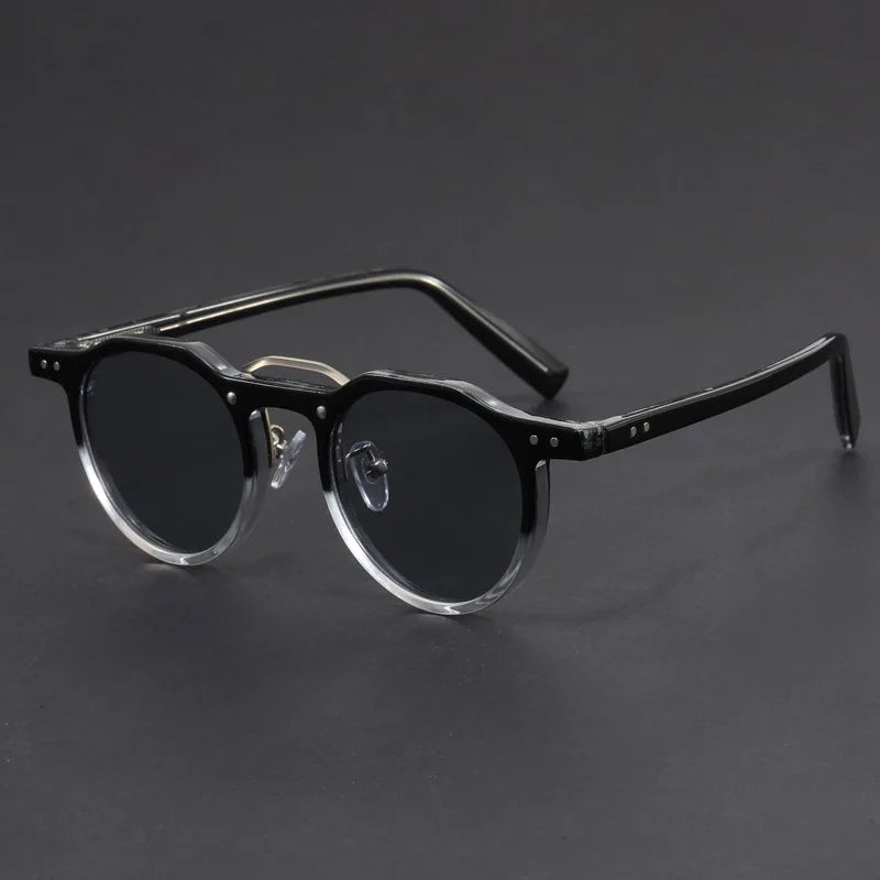 Robust men’s sunglasses – classic round design, lightweight material, for everyday wear