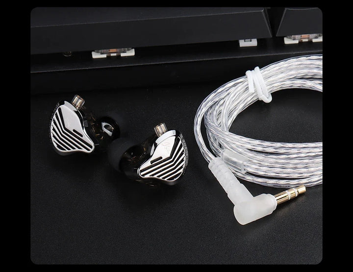 Earphones Dynamic Driver HiFi Earbuds With Detachable Cable For DJ Use Summer 2026 Trend