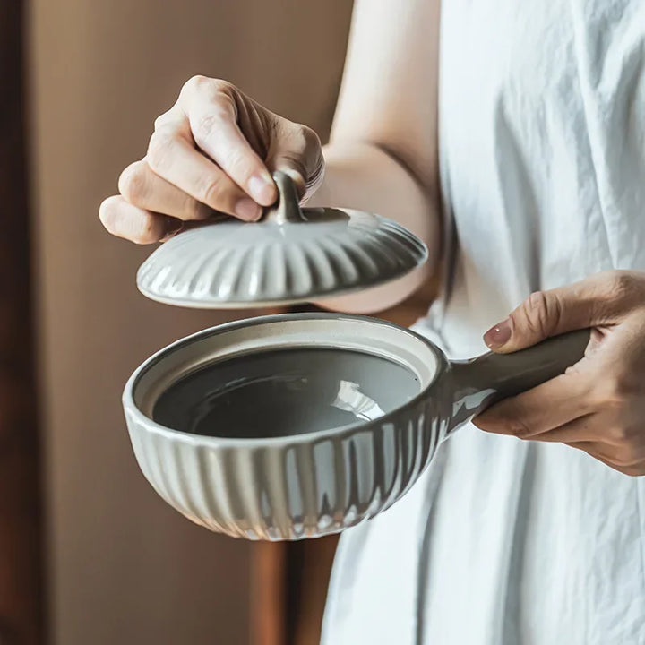 Ceramic Single Handle Bowl With Lid Japanese Style