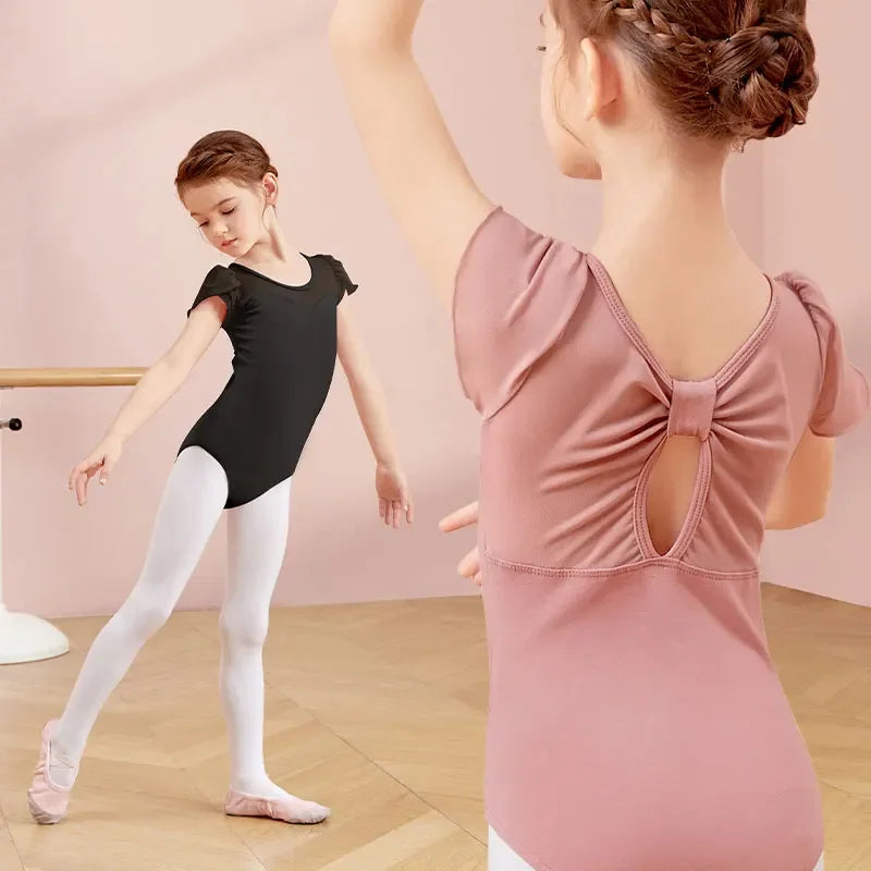 Stretchy girls&