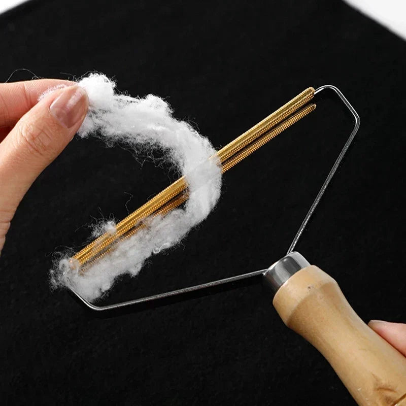 Wooden Brush Portable Lint Remover Pet Hair Cleaning Tool
