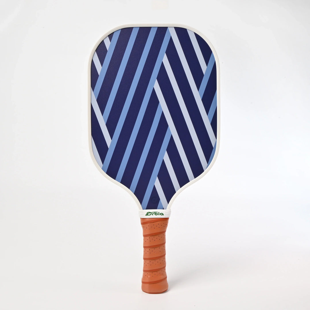 Pickleball Paddle Set with 2 Durable Paddles and 4 Outdoor Balls for Recreational Play - Lightweight and Comfortable