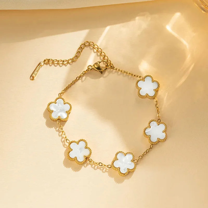 Bracelet Stainless Steel Double Sided Clover Petal Design Gold Plated Five Leaf Charms Gift Idea for Moms Fall 2026