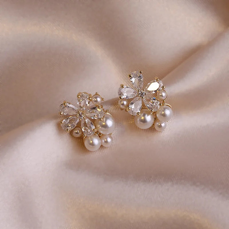 Crystal Flower Earrings Pearl Drop Gold Tone – Korean Style Party jewelry, Fall 2026 Gift Idea