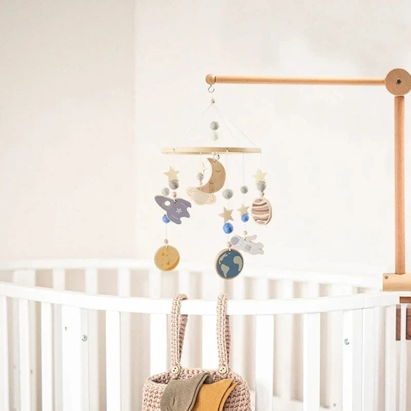 Wooden Crib Mobile Bracket Newborn Sensory Toys Soothing