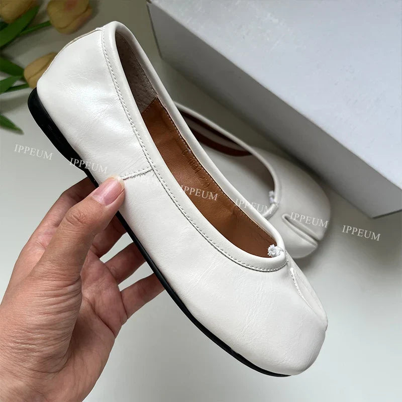 Lightweight Womens Split Toe Ballet Flats - Mary Jane, PU