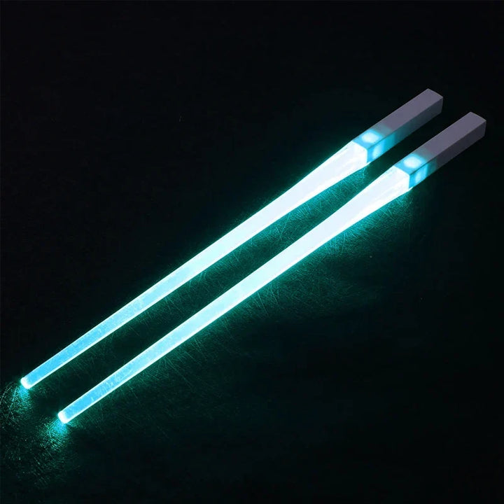 LED Luminous Lightsaber Chopsticks - Light Up Star Wars Party Tableware, Fun Kitchenware for Kids