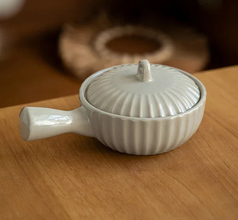 Ceramic Single Handle Bowl With Lid Japanese Style