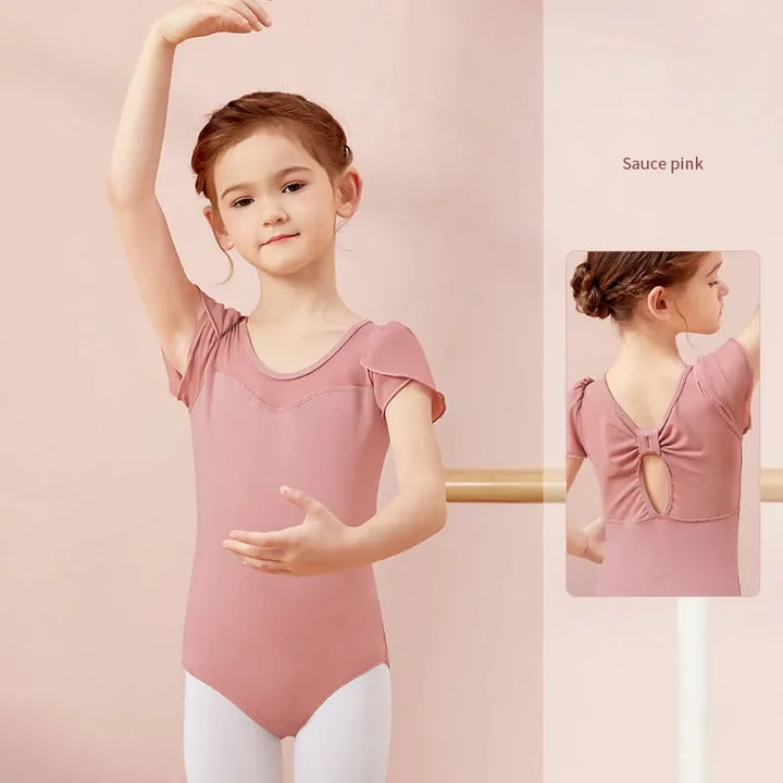 Stretchy girls&