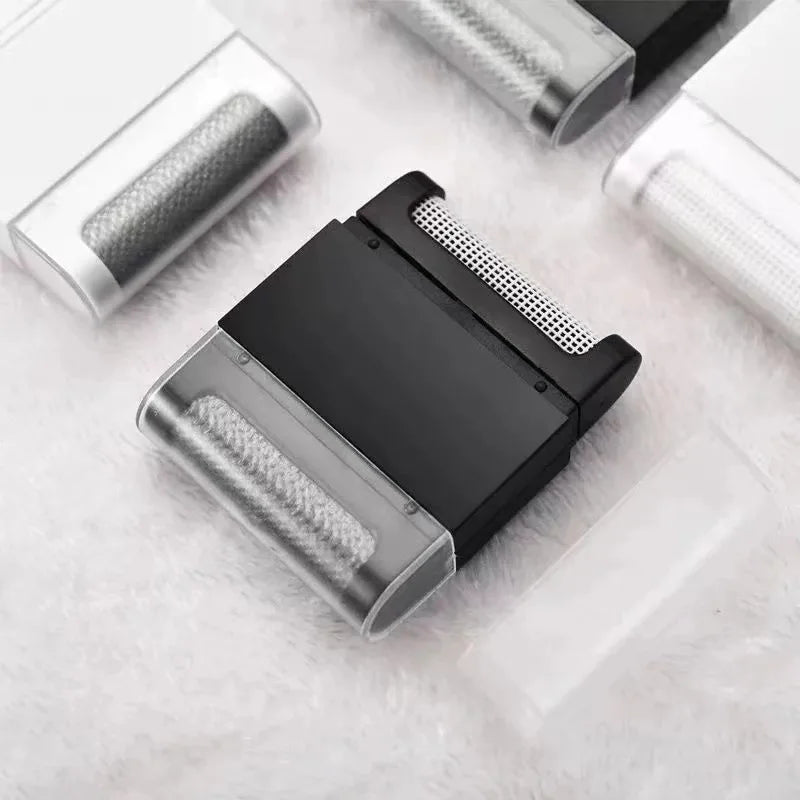 Mini Lint Remover Manual Hair Ball Trimmer - Portable Sweater Shaver for Clothes, Pet Hair &amp; Fuzz Removal Tool