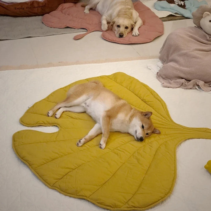 Fashion Creativity Leaf Heart Shaped Blanket Carpet for Child Pet Cat Dog Mat Home Decor