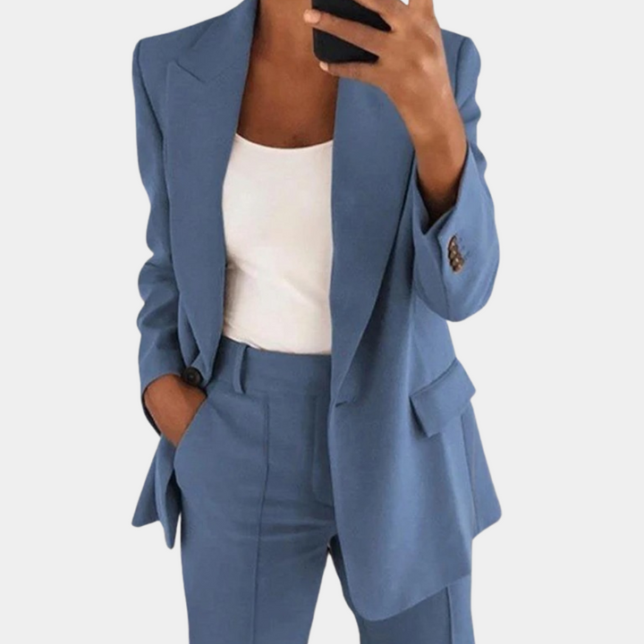 Lightweight women’s suit set – relaxed blazer and Pants, high-quality fabric, for summer occasions