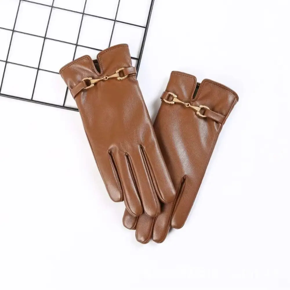 Warm Women’s Faux Leather Gloves – Scalloped Cuff, Lined