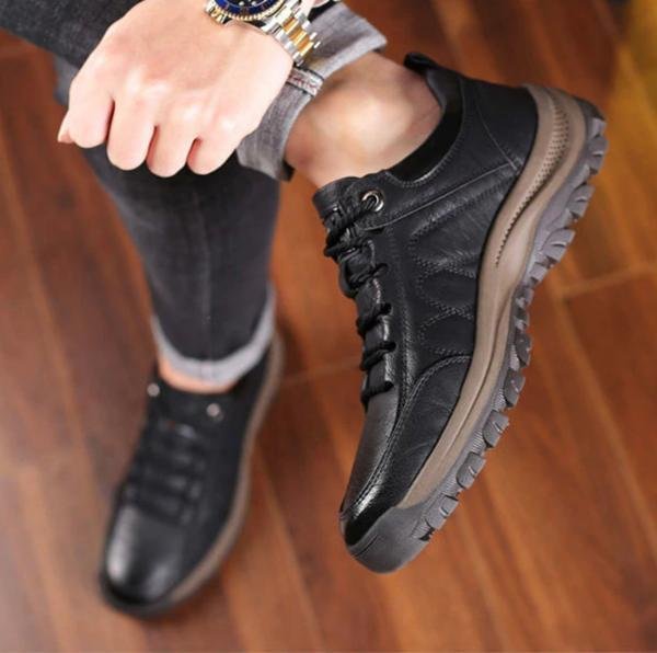 Hand-Sewn Leather Leisure Mens Shoes, Waterproof, Breathable, Ergonomic Insole, Durable Rubber Sole, Comfortable for Outdoor Activities
